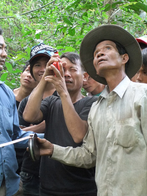 カンボジアでのコミュニティの炭素計測トレーニングの様子