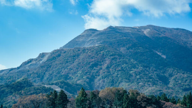 登山客やハイキング客が多く訪れる鈴鹿山脈の藤原岳。