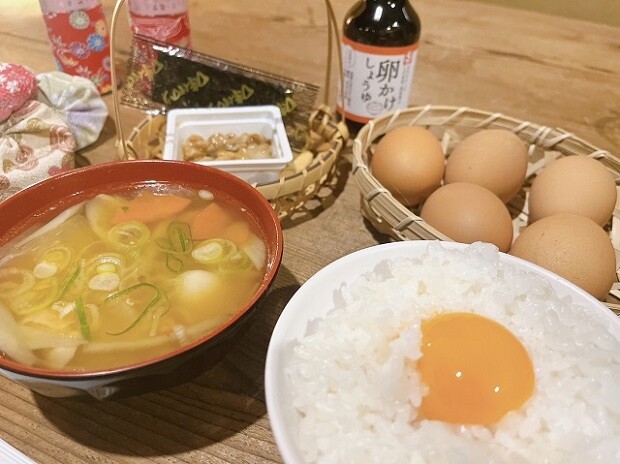 名古屋コーチンの濃厚な卵でいただく卵がけごはんは食べ放題！