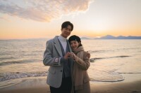 世界で大ヒット『私の夫と結婚して』日本語吹替版5月3日配信！「私の夫と結婚して！」「地面になりたい…」名セリフが日本語でどう飛び出す!?