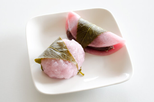 桜餅 花見団子 桜茶 桜にまつわる食べ物のお話 コラム 緑のgoo 桜餅 花見団子 桜茶 桜にまつわる食べ物のお話 コラム 緑のgoo