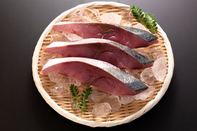 寒ブリの季節到来 美味しくいただくためにブリの知識を深めよう コラム 緑のgoo 寒ブリの季節到来 美味しくいただくためにブリの知識を深めよう コラム 緑のgoo