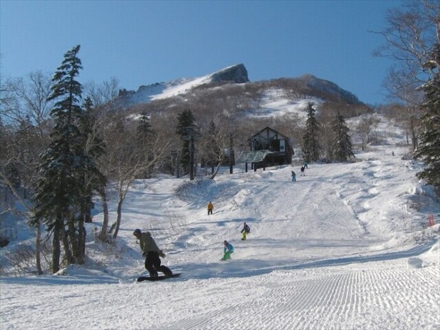 gwもまだまだ滑れる 北海道のスキー場４選 コラム 緑のgoo