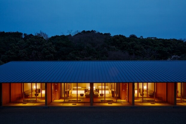 直島に誕生した新旅館〈ろ霞〉。