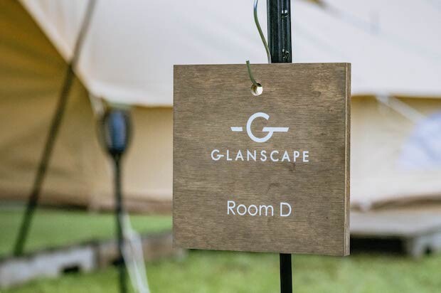 GLANSCAPEは、国立公園などのロケーションで宿泊体験を提供するグランピング施設。