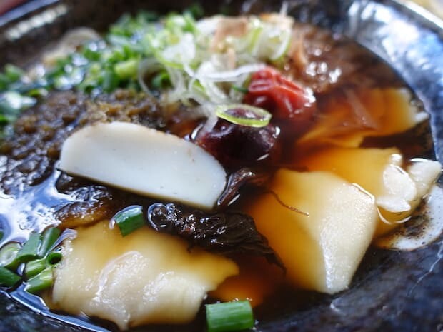 ひと口食べれば病みつきな食感！