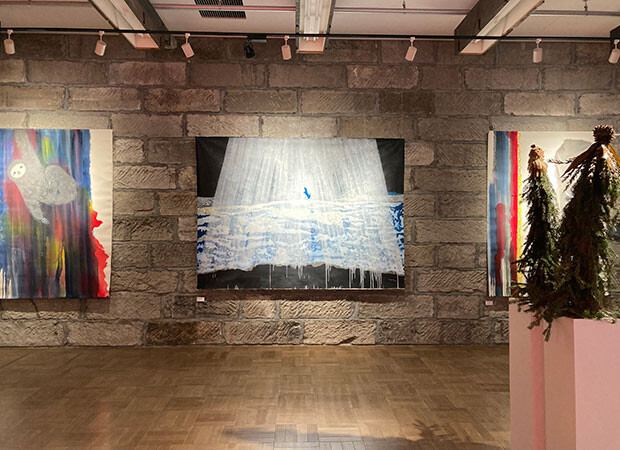 HUG展示風景。中央が「Sea and sky」。
