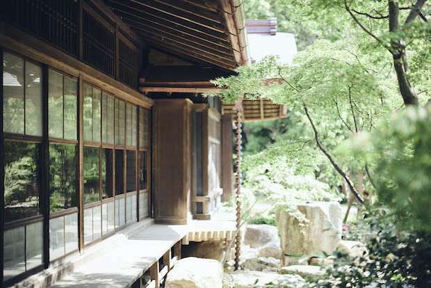 〈高宮庭園茶寮〉