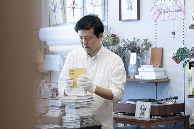働く店主の中村勇亮（ゆうすけ）さん