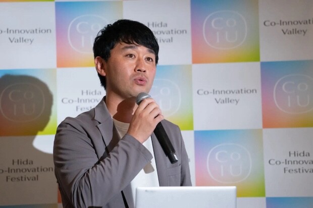 代表理事の井上博成氏。