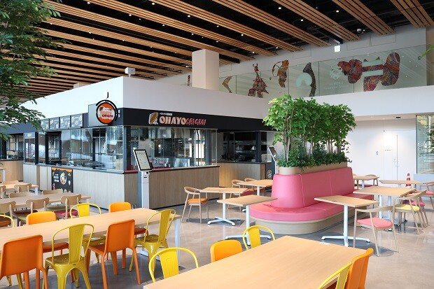 ベトナム料理〈OHAYO SAIGON 鶴舞店〉は朝８時半からモーニングが、〈丼物語〉は完全予約制で朝食が食べられるなど、朝活にも利用できる。