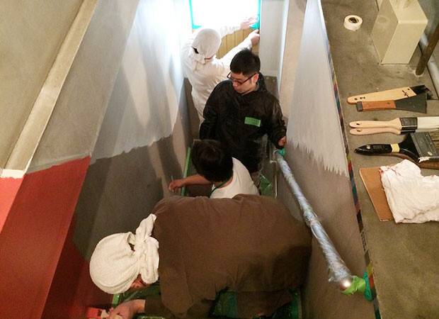 職人さんを招き、地域の方々とDIY。