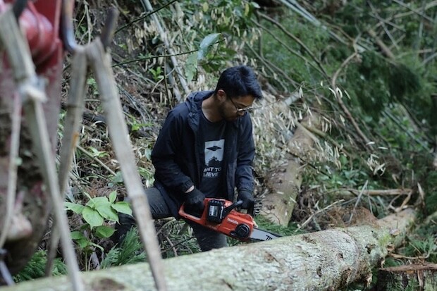 〈里山インストール〉の小林新也さんも温泉津を訪れて移住を決めたひとり。