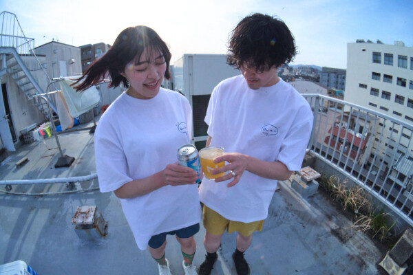 オリジナルTシャツや手ぬぐいなど、夏フェスにぴったりなグッズも販売