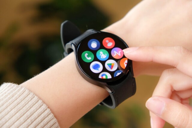 Galaxy Watch6のバッテリーが2週間近く持つ！ 「時計専用」モードを ...