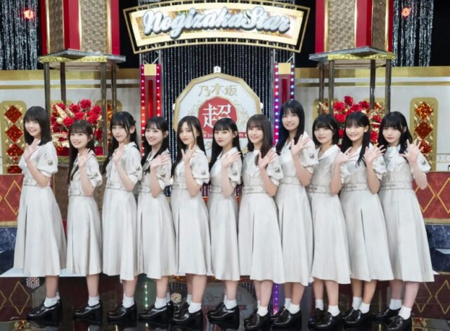 Amazon.co.jp: 乃木坂46 井上和 川崎桜 アクリルスタンド 超乃木坂スター誕生 : おもちゃ