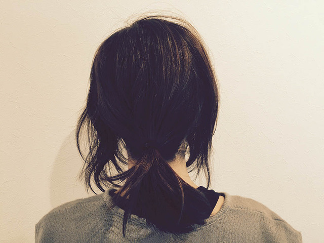 「ぎゃくりんぱ」で髪にボリュームを！ボブヘアでもcoolにきまる簡単アップヘアアレンジ