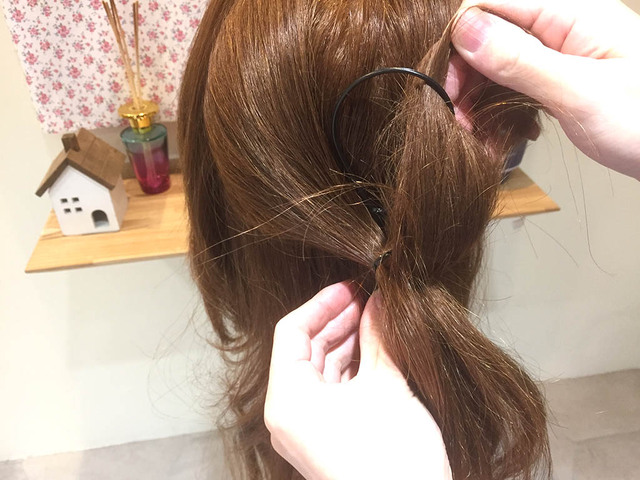 地毛だけでできるリボンヘアの作り方！ポニーアレンジスティックを使ったリボンでおしゃれ度アップ