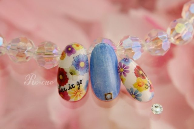 パステルカラー×お花コーデが春にはオススメ