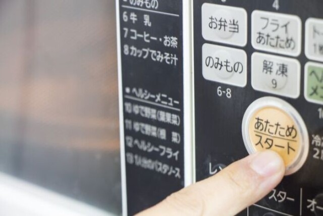 ほうれん草を電子レンジで調理する