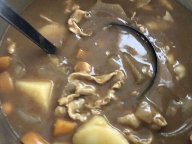 しっかりトロミがついて美味しそうなカレーに仕上がりました♪