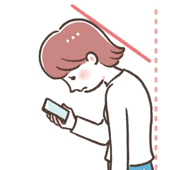 スマホをのぞく姿勢で首には5倍の負担が！現代病「スマホ首」チェックリスト