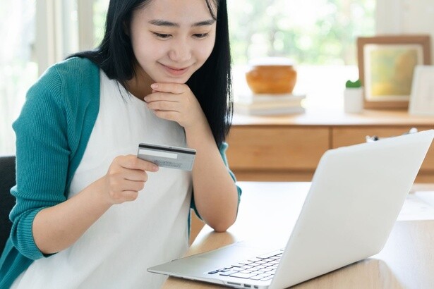 クレジットカードを使うなら、「一括払いの一択」（※画像はイメージです）