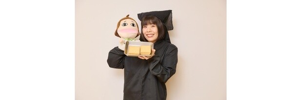 レタス山みどりさん操演：カーネーション　吉田結衣（吉本興業所属） 
