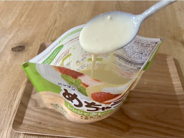 ダマができないようしっかり混ぜると、生地がサラサラに