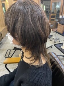 流行りの髪色で艶感や血色をプラス！？人気のヘアカラー