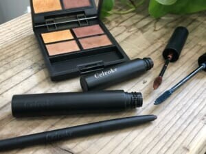 アイメイクでは以下のアイテムを使用しました