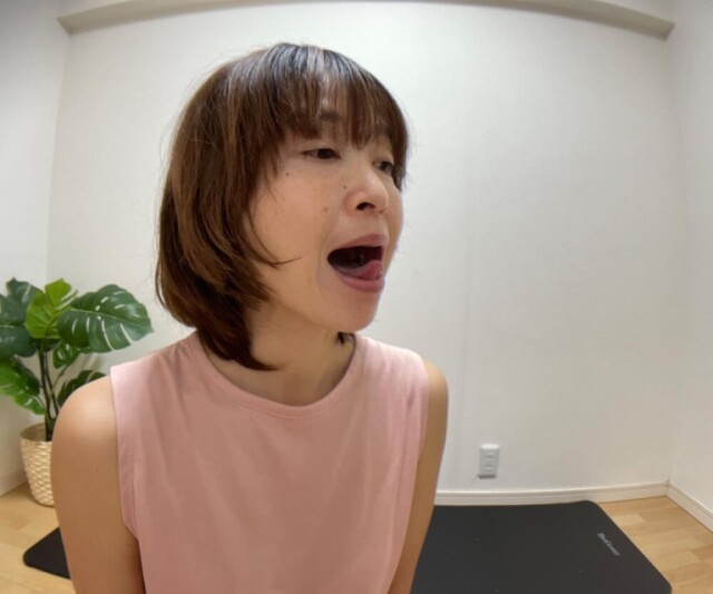 STEP2：舌を巻く