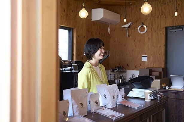 「コーヒーが飲めないと思っている人にこそ、試してもらいたい」と佐々木さん