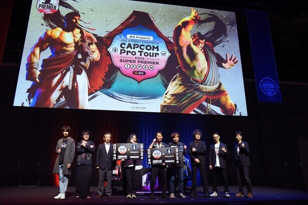 「CAPCOM CUP 11」への出場権を獲得し、息巻くときど選手とレシャー選手