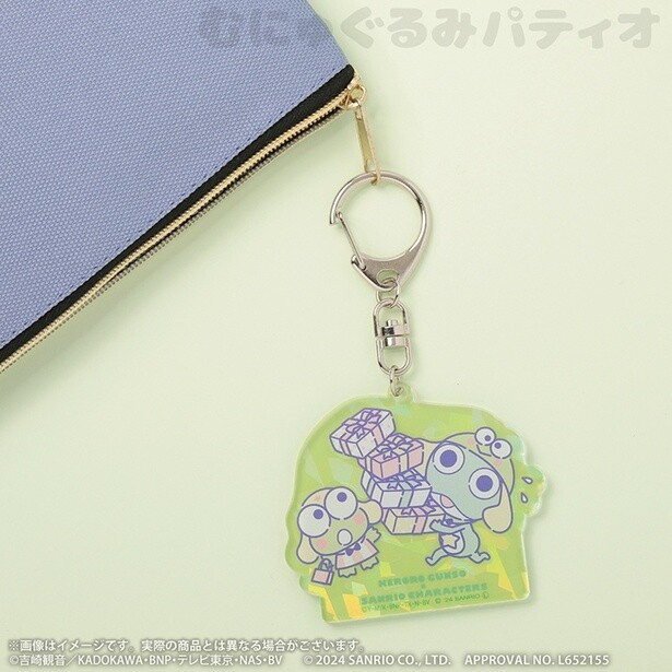 アクリルキーホルダーは全部で10種類！
