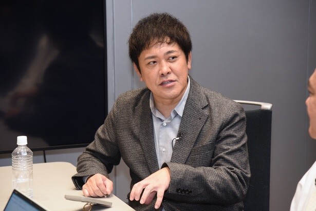 「『ウイコレ』はサッカーの知識がなくても気軽に始められます」と話す有田哲平さん