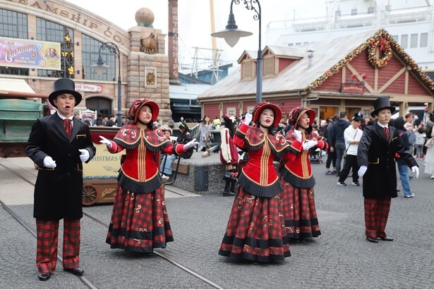 安定した美しいハーモニーにうっとり！「クリスマスキャロラーズ」