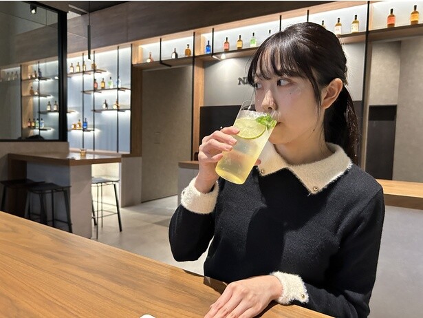 さっぱりとした味わいですっきりと飲みやすい「モスコミュール(1200円)」はMEETで飲むことができる