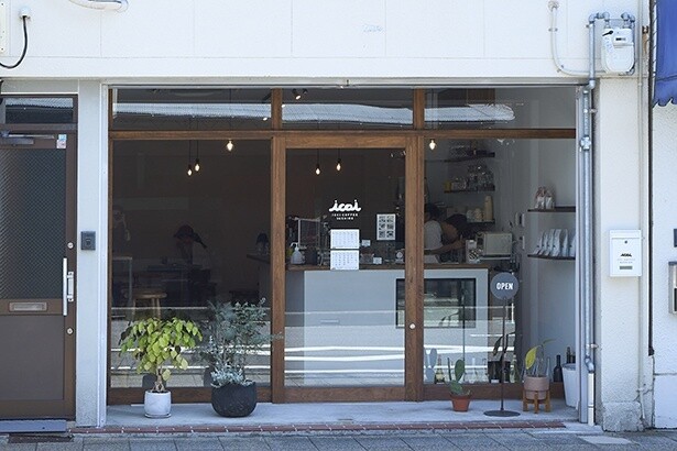 松山市駅からほど近い、2号店の「ICOI COFFEE SUEHIRO」