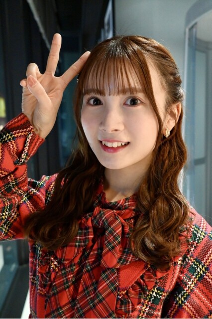 「私はヒッピーファッションで、今もしこの格好で駅にいたらちょっと違和感があると思いました」水島美結