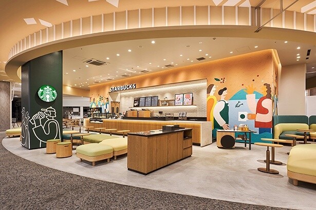 【写真】店舗ビジョンの「HIROBA -ひろば-」が地域に受け入れられた、リニューアル後の越谷イオンレイクタウンmori3階店
