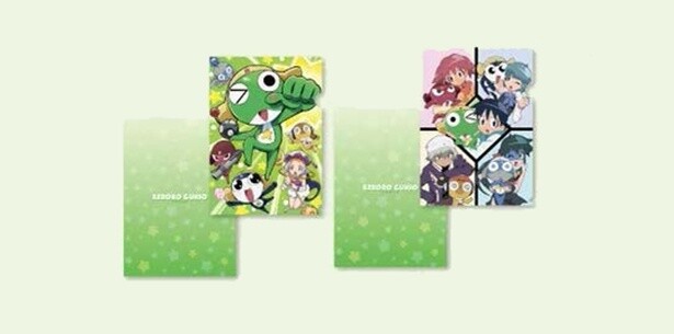 「クリアファイル」(各495円)