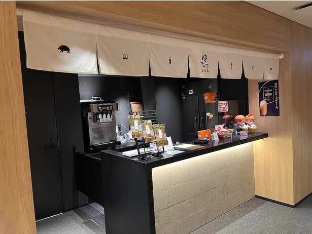 施設内にある売店では、地ビールや地域ならではの逸品が販売されていた