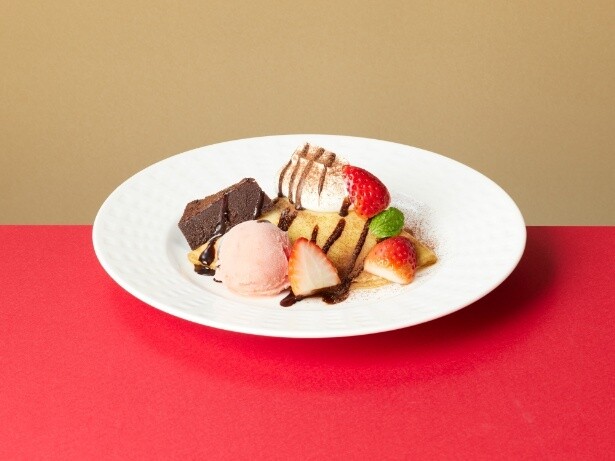 「いちごとチョコのクレープ」(649円)