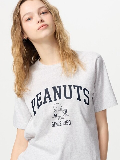 「ピーナッツ UT(WOMEN/グレー)」(2990円) 