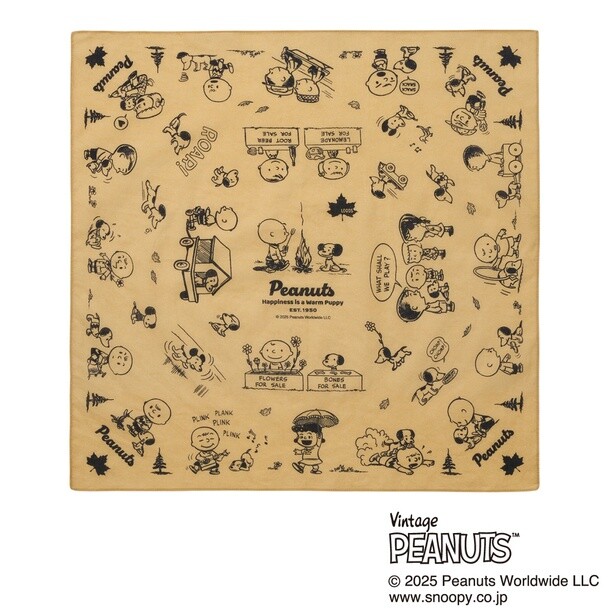 「SNOOPY(PEANUTS 75years) バンダナ」(2420円)