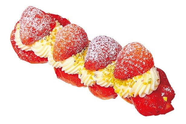 【写真】クリスマス限定メニューからの限定復活メニュー。まるでショートケーキのようなかわいらしい見栄えのストロベリーショートケーキ