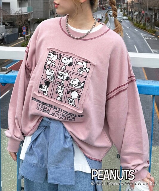 「PEANUTS 75th コラボ ショート丈プルオーバー(ピンク)」(8800円)