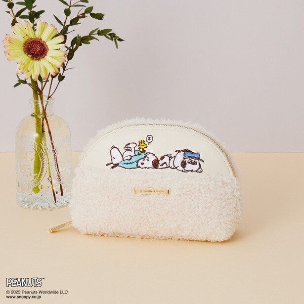 「ポーチ」(1万1000円) 