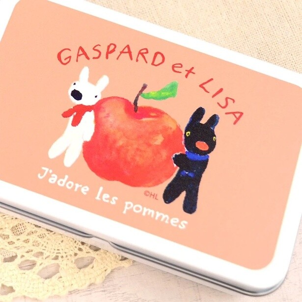 りんごとふたりのデザインがかわいらしいPOMMES